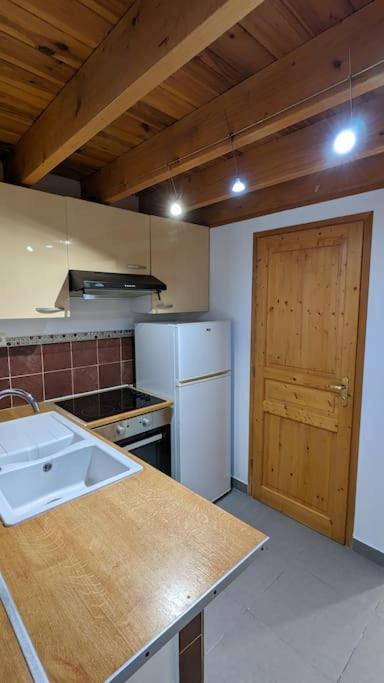 Maison De Village Avec Garage Aigues-Mortes Esterno foto